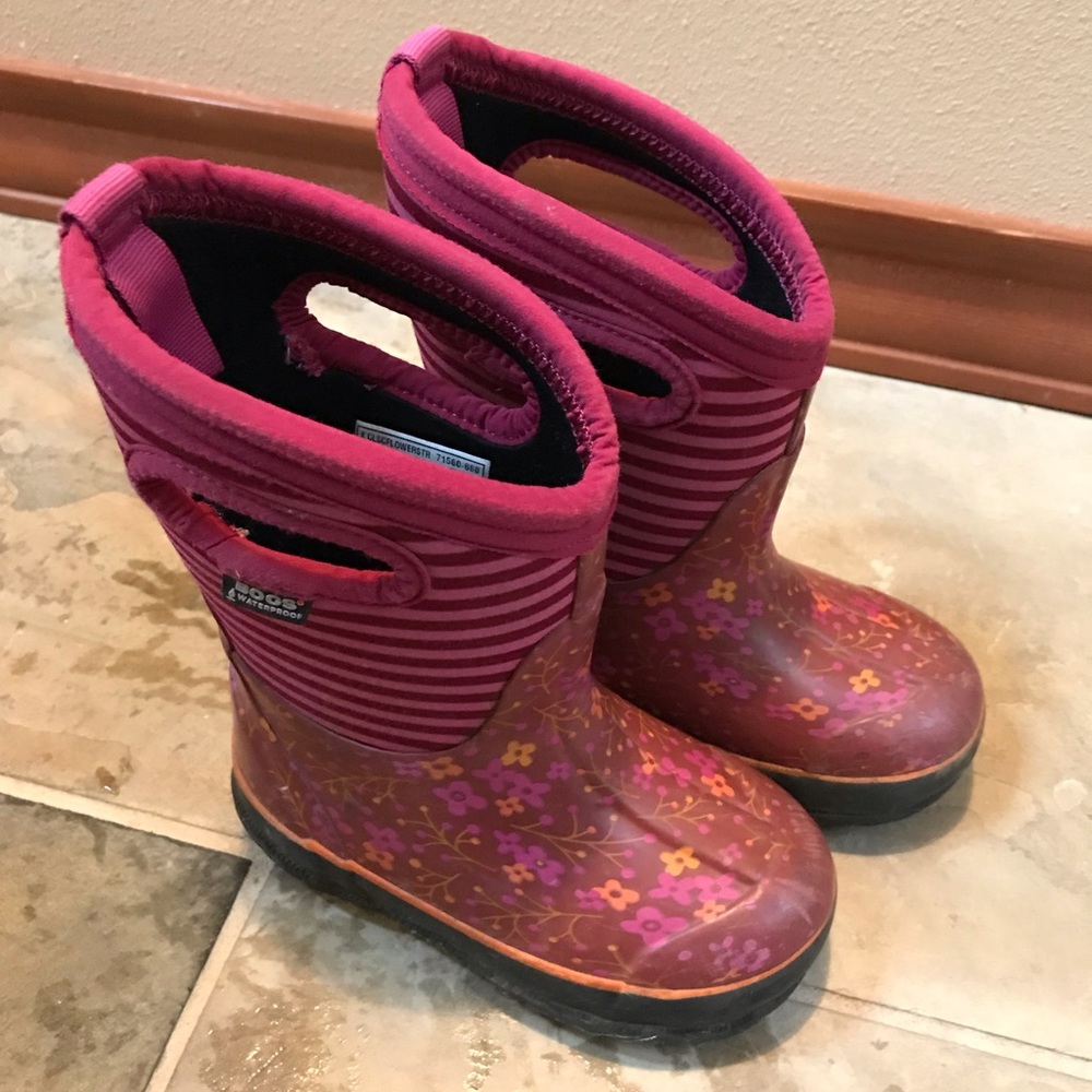 Girls Bogs Boots Size 8